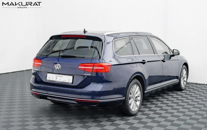 Volkswagen Passat cena 68450 przebieg: 159906, rok produkcji 2017 z Jarosław małe 704